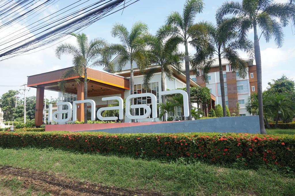 Akelada Hotel Nang Rong Exterior foto